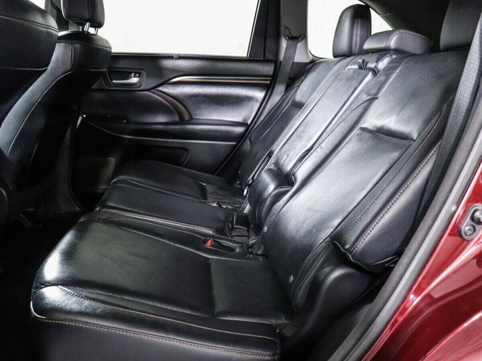 Toyota Highlander, 2.7 л, АТ, 2014 фото 1