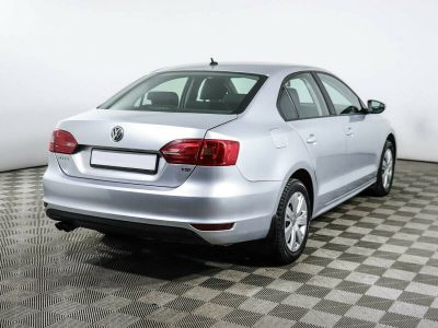 Volkswagen Jetta, 1.4 л, РКПП, 2012 фото 6