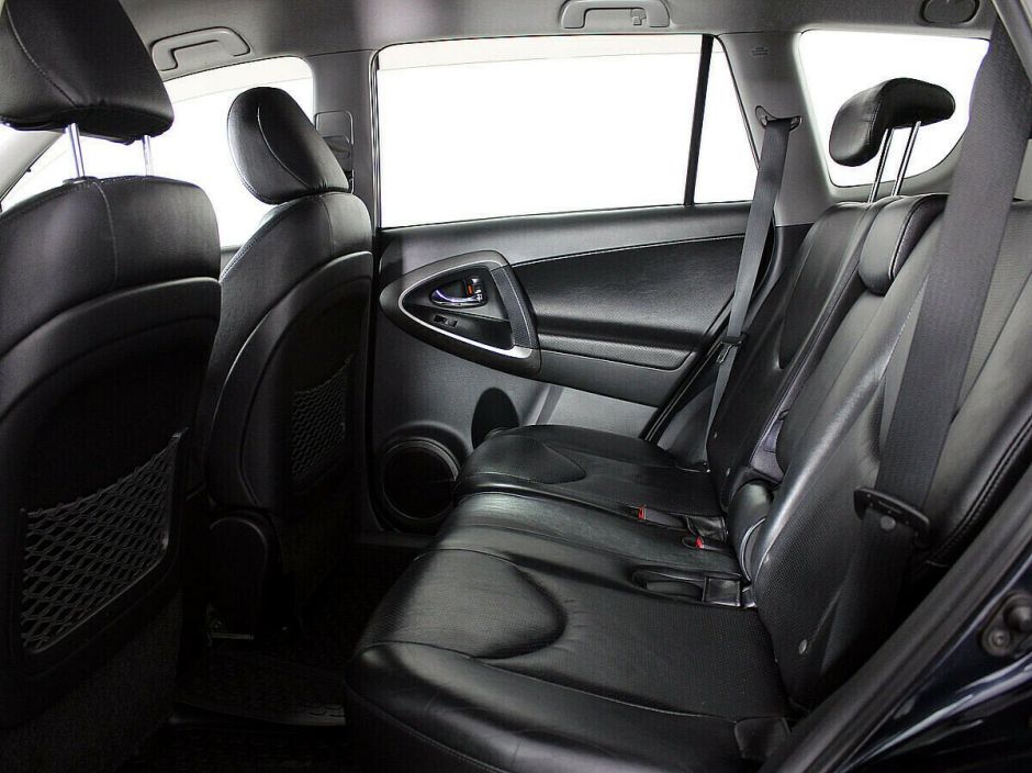 Toyota RAV4, 2.5 л, АТ, 2012 фото 1