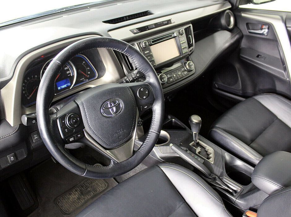 Toyota RAV4, 2.0 л, Вариатор, 2013 фото 6