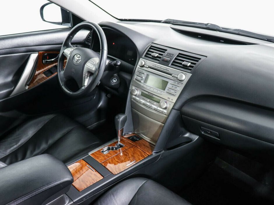 Toyota Camry, 2.5 л, АТ, 2011 фото 2