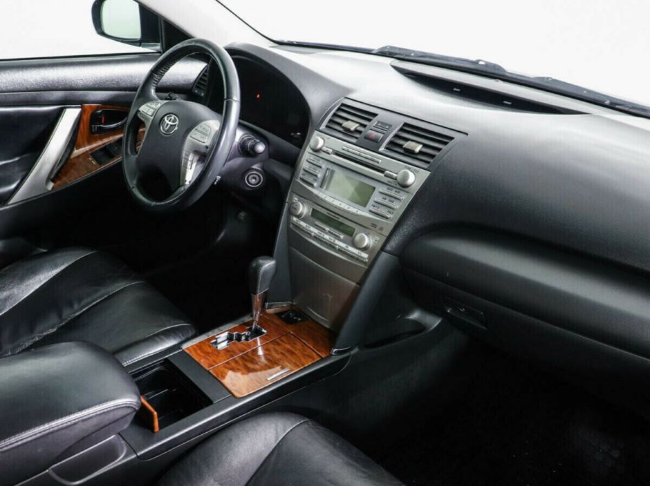 Toyota Camry, 2.5 л, АТ, 2011 фото 2