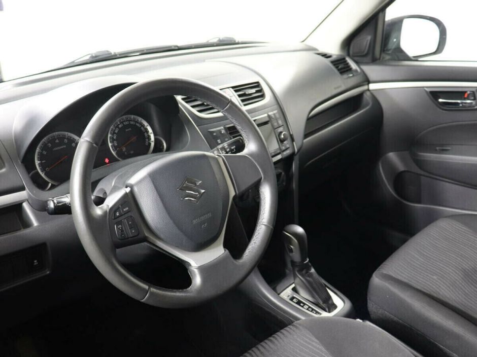 Suzuki Swift, 1.2 л, АТ, 2011 фото 7