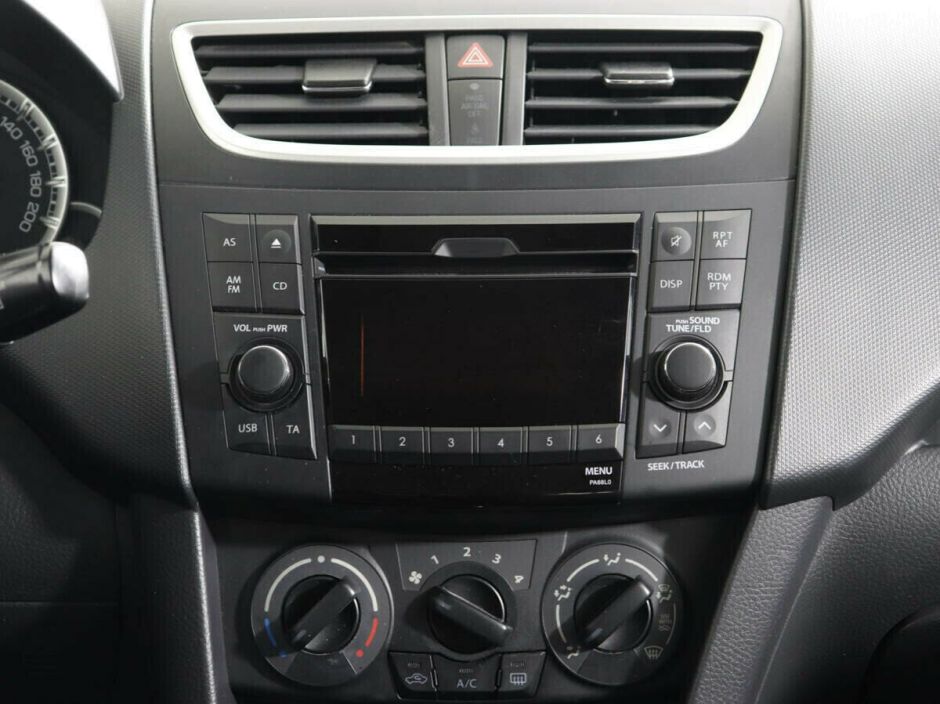 Suzuki Swift, 1.2 л, АТ, 2011 фото 2