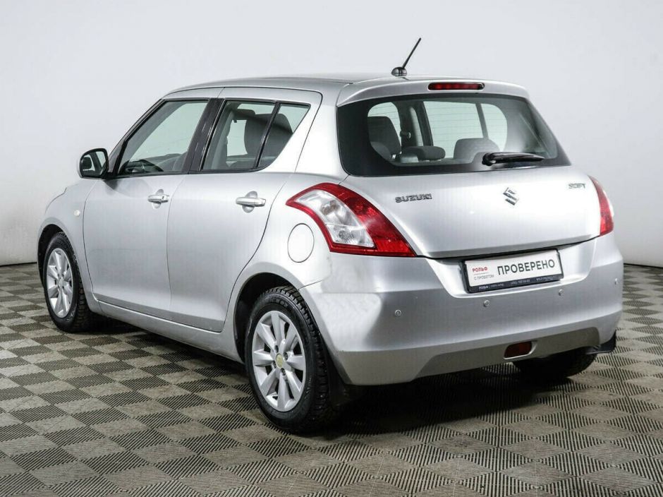 Suzuki Swift, 1.2 л, АТ, 2012 фото 5