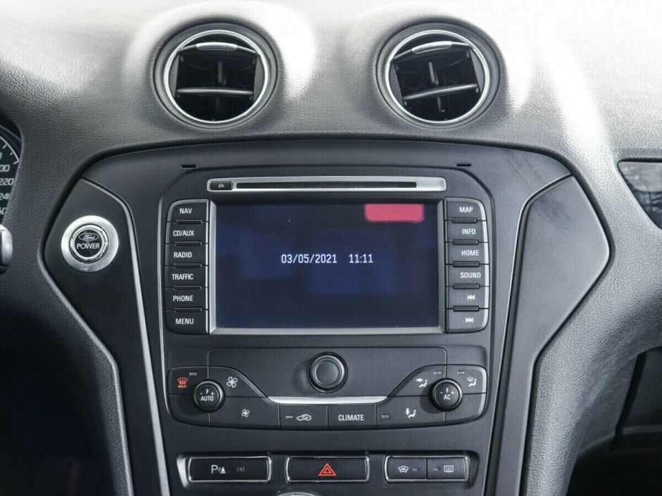 Ford Mondeo, 2.0 л, Робот, 2011 фото 2