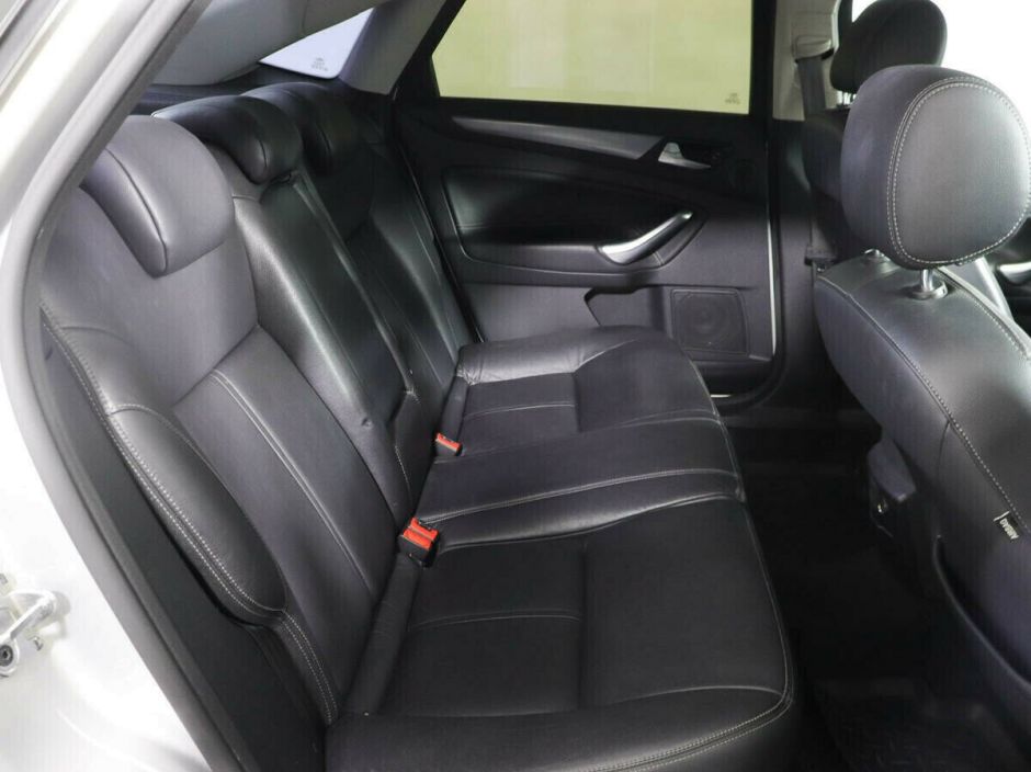 Ford Mondeo, 2.0 л, Робот, 2012 фото 1