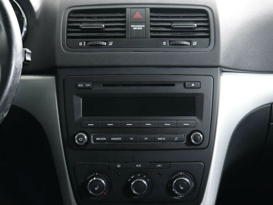 Skoda Yeti, 1.6 л, МТ, 2016 фото 8