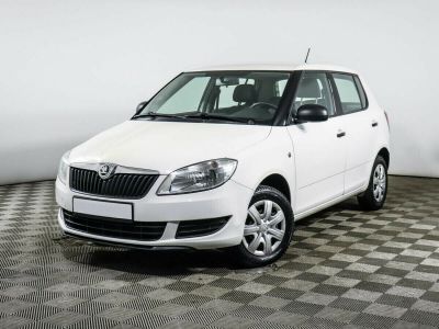 Skoda Fabia, 1.2 л, МКПП, 2013 фото 3