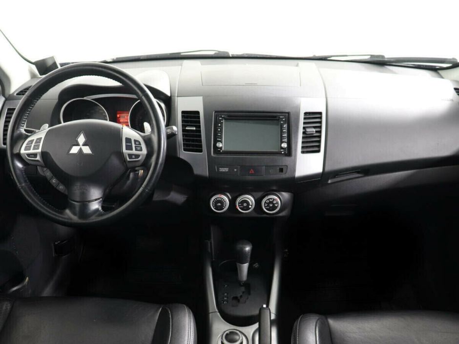 Mitsubishi Outlander, 2.4 л, Вариатор, 2008 фото 9