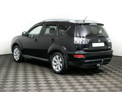 Mitsubishi Outlander, 2.0 л, CVT, 2010 фото 6