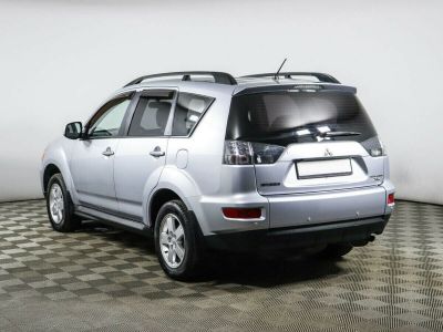 Mitsubishi Outlander, 2.4 л, CVT, 2011 фото 5