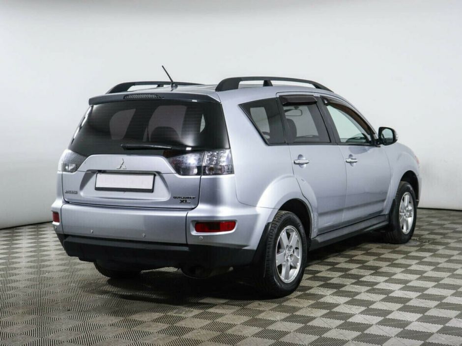Mitsubishi Outlander, 2.4 л, Вариатор, 2011 фото 6