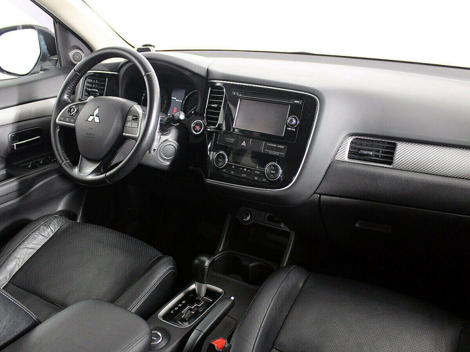 Mitsubishi Outlander, 2.4 л, Вариатор, 2013 фото 7