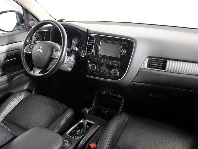 Mitsubishi Outlander, 2.4 л, CVT, 2013 фото 7