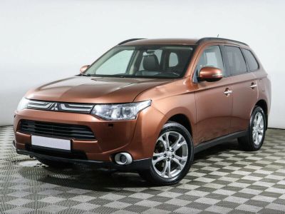 Mitsubishi Outlander, 2.4 л, CVT, 2012 фото 3