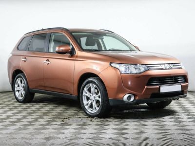 Mitsubishi Outlander, 2.4 л, CVT, 2012 фото 4