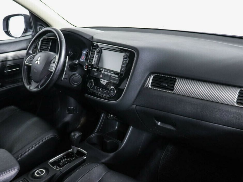 Mitsubishi Outlander, 2.4 л, Вариатор, 2012 фото 11