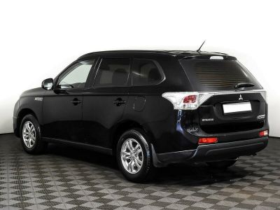 Mitsubishi Outlander, 2.0 л, CVT, 2013 фото 5