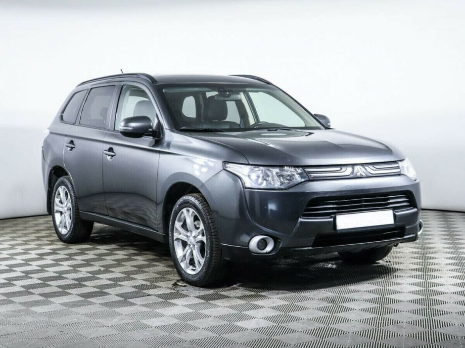 Mitsubishi Outlander, 2.4 л, Вариатор, 2012 фото 4