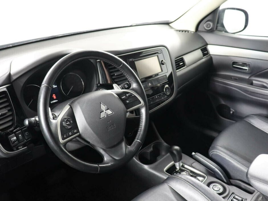 Mitsubishi Outlander, 2.4 л, Вариатор, 2012 фото 8