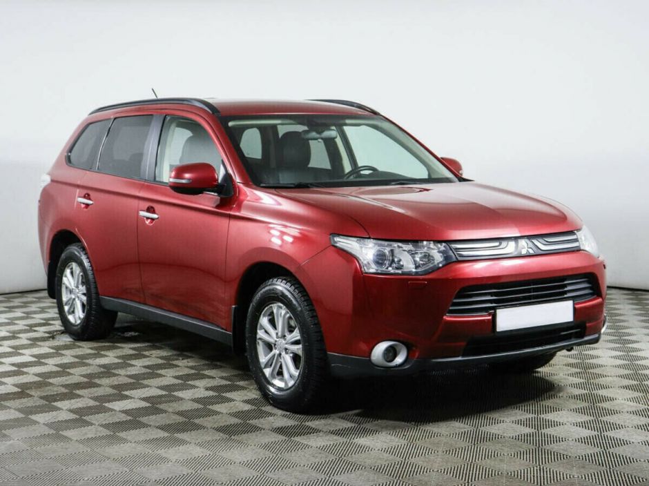 Mitsubishi Outlander, 2.4 л, Вариатор, 2013 фото 4