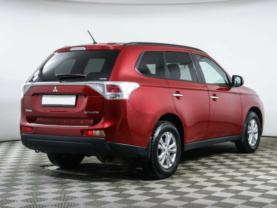 Mitsubishi Outlander, 2.4 л, Вариатор, 2013 фото 6
