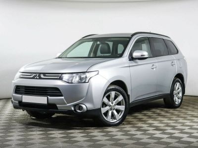 Mitsubishi Outlander, 2.0 л, CVT, 2013 фото 3