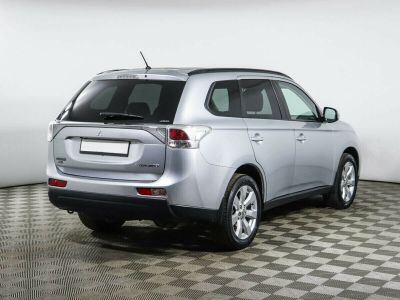 Mitsubishi Outlander, 2.0 л, CVT, 2013 фото 6