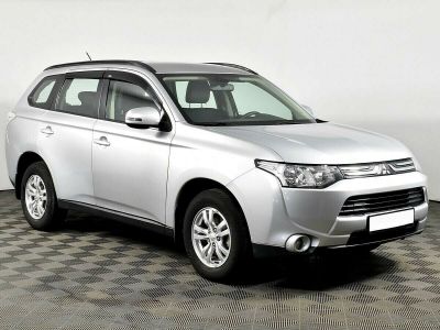 Mitsubishi Outlander, 2.0 л, CVT, 2012 фото 4