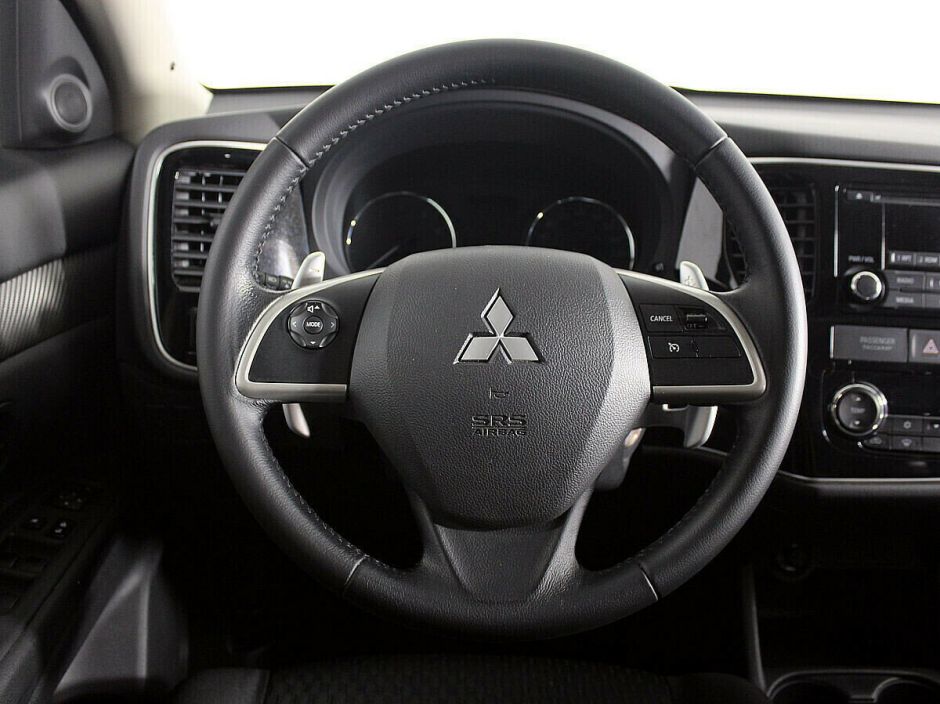 Mitsubishi Outlander, 2.4 л, Вариатор, 2014 фото 7