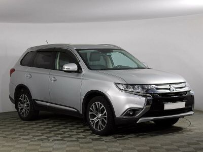 Mitsubishi Outlander, 2.4 л, CVT, 2015 фото 4