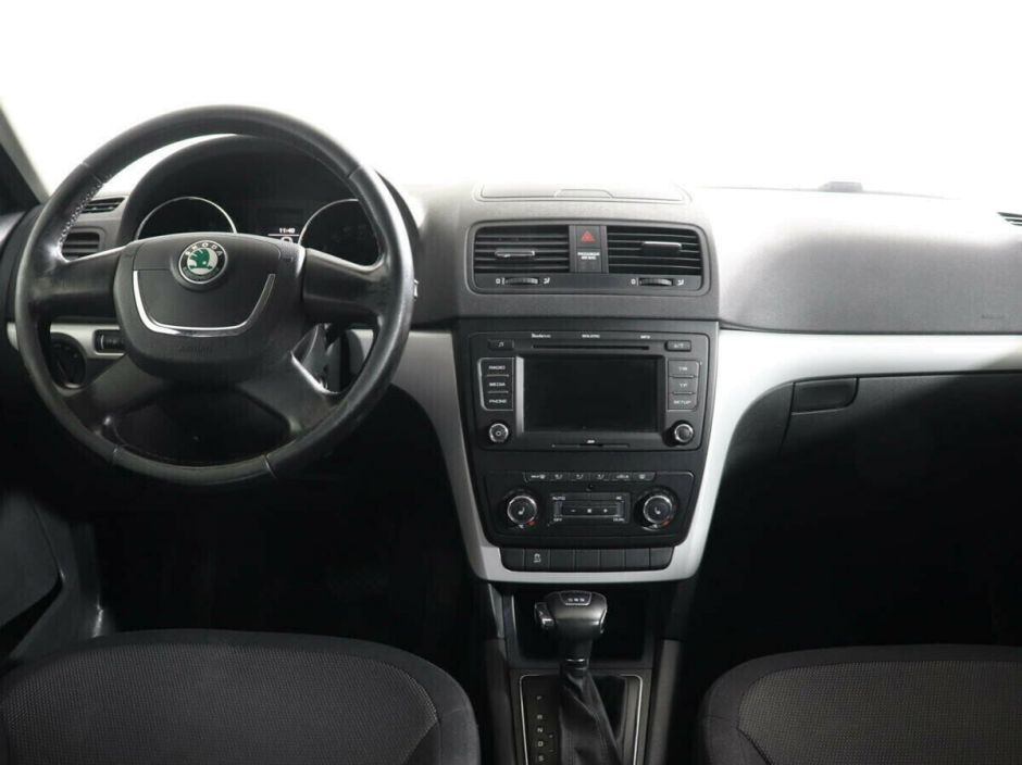 Skoda Yeti, 1.2 л, Робот, 2012 фото 2
