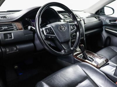 Toyota Camry, 2.5 л, АКПП, 2015 фото 7