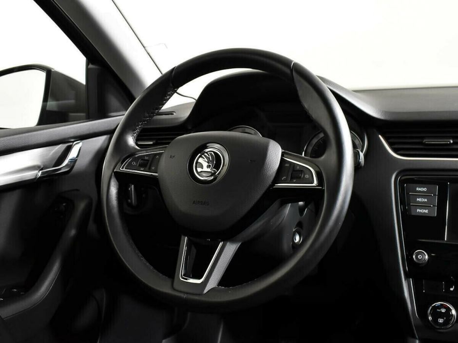 Skoda Octavia Импорт, 1.5 л, МТ, 2017 фото 9