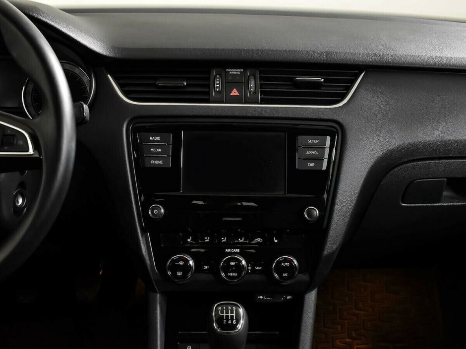 Skoda Octavia Импорт, 1.5 л, МТ, 2017 фото 2