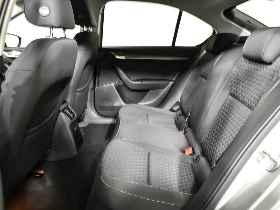 Skoda Octavia Импорт, 1.5 л, МТ, 2017 фото 1