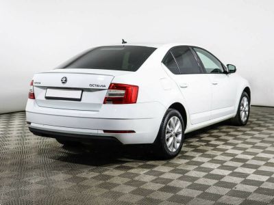 Skoda Octavia, 1.8 л, МКПП, 2017 фото 5