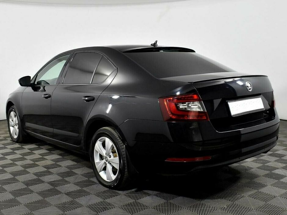 Skoda Octavia, 1.8 л, Робот, 2018 фото 5