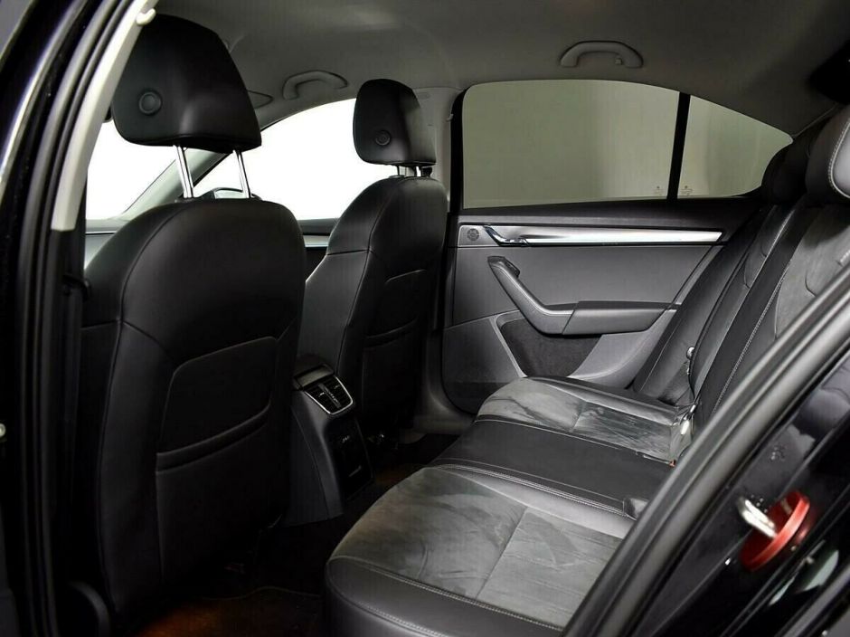 Skoda Octavia, 1.8 л, Робот, 2018 фото 1