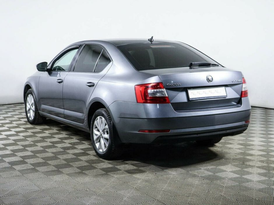 Skoda Octavia Импорт, 1.5 л, Робот, 2018 фото 5