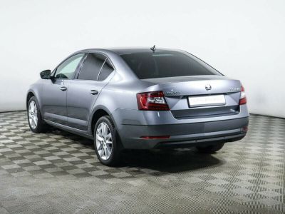 Skoda Octavia Импорт, 1.5 л, РКПП, 2019 фото 5