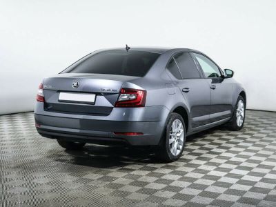 Skoda Octavia Импорт, 1.5 л, РКПП, 2019 фото 6