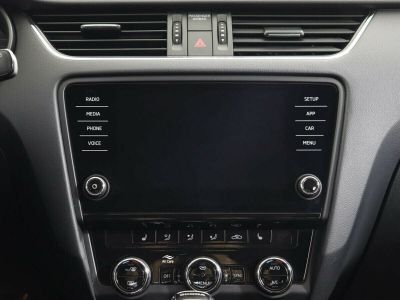 Skoda Octavia, 1.6 л, АКПП, 2019 фото 2