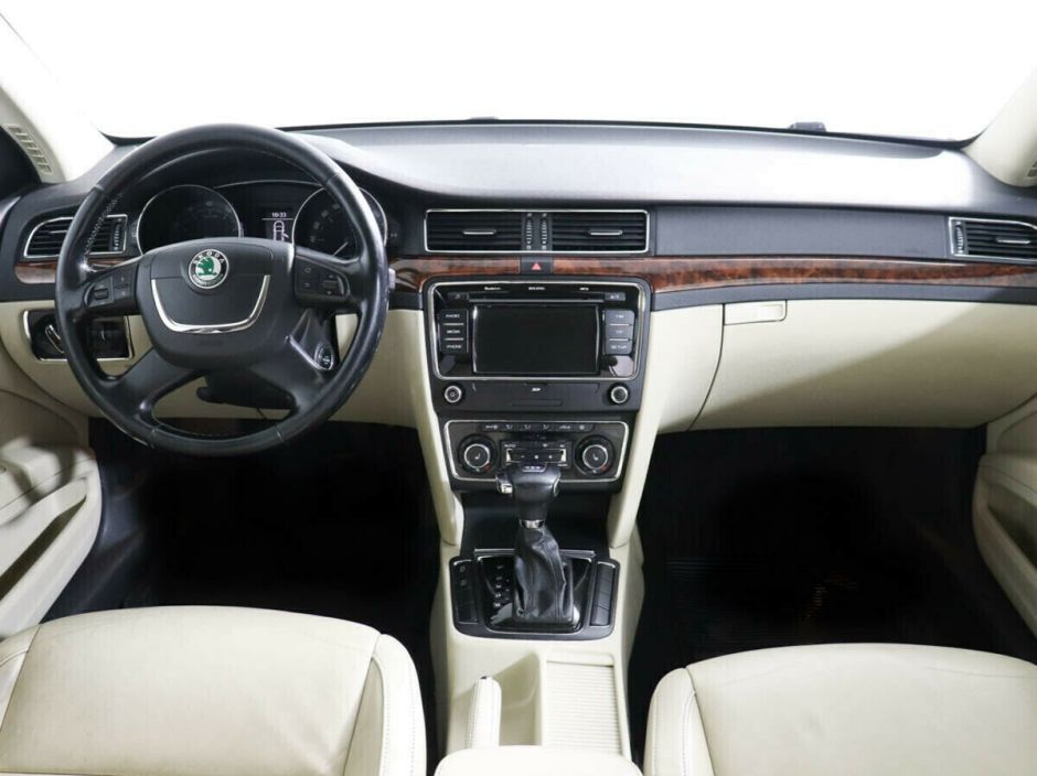 Skoda Superb, 1.8 л, АТ, 2011 фото 7
