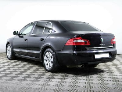 Skoda Superb, 1.8 л, АКПП, 2011 фото 5