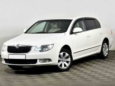 Skoda Superb, 1.8 л, АКПП, 2012 фото 3