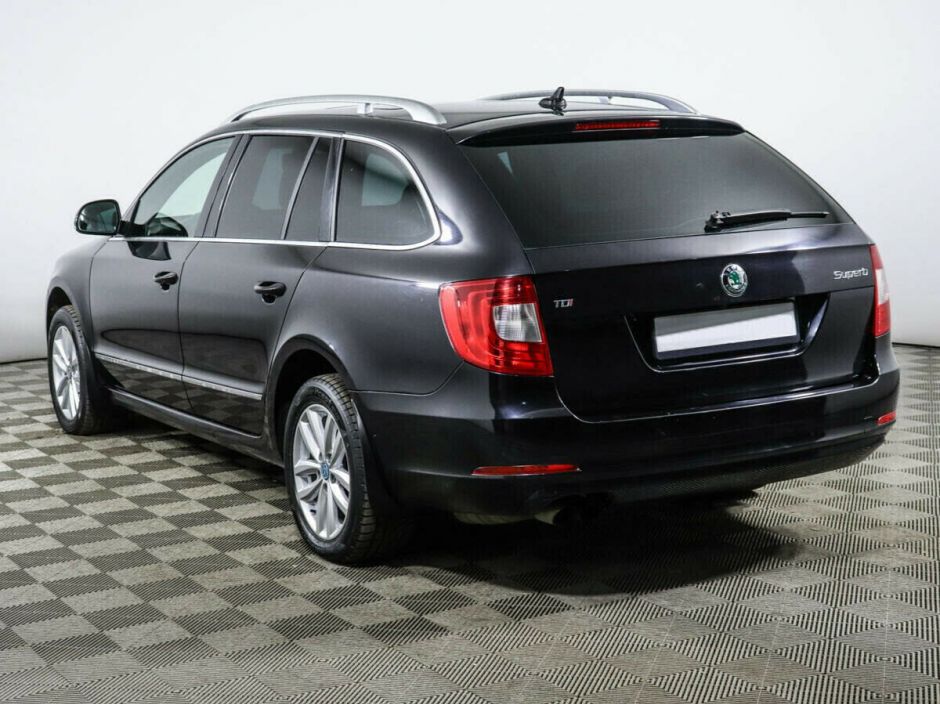 Skoda Superb, 2.0 л, Робот, 2012 фото 5
