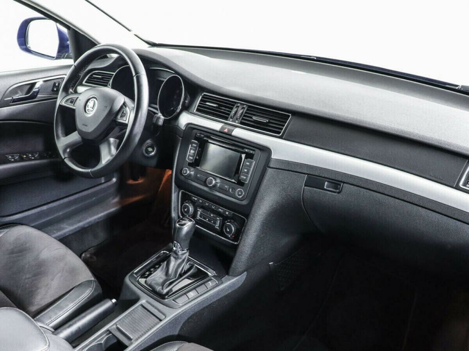 Skoda Superb, 1.8 л, Робот, 2015 фото 8