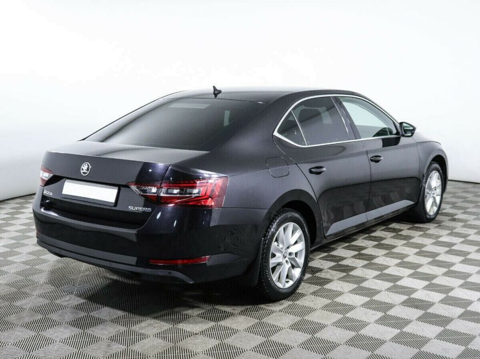 Skoda Superb, 1.8 л, Робот, 2017 фото 6